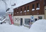 Location vacances Boží Dar - Ferienwohnung Familie Kowarik-2