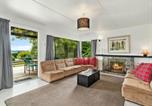 Location vacances  Nouvelle-Zélande - Wharewaka Bach - Lake Taupo Holiday Home-2