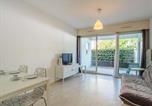 Location vacances Anglet - Charmant studio avec terrasse, parking en sous-sol, entre Biarritz et Anglet, à 5 km des plages - Fr-1-3-600-1