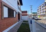 Location vacances Torres - Prudêncio Casas de Temporada l Térrea l Centro l Família e Pet Friendly l Lagoa do Violão 100m l Ar l Wi Fi l Netflix l Estacionamento-4
