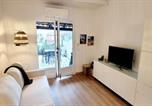 Location vacances Cogolin - F2 apartment in residence with swimming pool-3