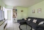 Location vacances Mimizan - Maison Charmante à Mimizan: Plages, Pistes Cyclables, Jardin, Wi-Fi, pour 8 Personnes - Fr-1-50-137-2