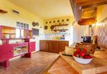 Location vacances Capannoli - Villa con Piscina-4