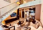 Location vacances دار السلام - Luxury 2br Duplex in Oysterbay with Ocean View Rooftop Pool-1