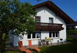 Location vacances Schlehdorf - Ferienhaus Antdorfer Gartenglück-1