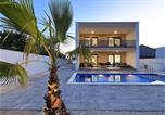 Location vacances Vrsi - Villa Good Vibes with heated pool-1