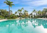 Location vacances Casares - Vivi Homes - Casa Sereno - lagoon - pool - garden - view-2