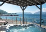 Location vacances Glencoe - Beach Houses with Hot Tubs-2
