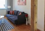 Location vacances Le château de Marksburg - Awesome Apartment In Lahnstein With Wifi-3