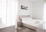 Location vacances Cormano - Quadrilocale Luminoso con Balcone-1