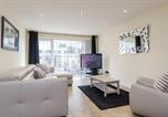 Location vacances Belfast - Central City Apartment - Free Parking-1