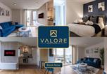 Location vacances Milton Keynes - Central Mk Apartment with Gated Parking & Fast Wi-Fi-1