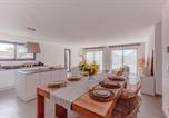 Location vacances Correns - Villa Loura - Villa contemporaine avec piscine-3