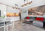 Location vacances Szklarska Poręba - Cozy Apartment with Parking and Balcony by Noclegi Renters-3