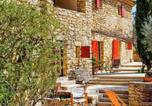 Location vacances Cucuron - Villa élégante avec piscine privée à Ansouis, vues montagne-3