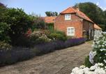 Location vacances Swaffham - Dolls House Cottage-1