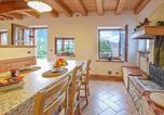 Location vacances  Province de Belluno - Casa Giglio Rosso-3