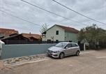 Location vacances  Benkovac - Holiday house with a swimming pool Kakma, Biograd - 25530-2