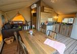 Location vacances Roquebrune-sur-Argens - Lodge sur pilotis - Terrasse - 7 personnes - Cuisine équipée - Api-1-52-1512-3