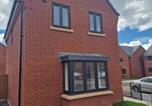 Location vacances  Chatsworth House - Heart of Derby, Tastefully Decorated 3 Bed House-4