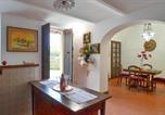 Location vacances Arezzo - Lovely Apartment In Arezzo With Kitchen-4