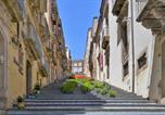 Location vacances Piazza Armerina - Nice Home In Caltagirone With House A Panoramic View-2
