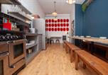 Location vacances  Gare de Cardiff - Higgihaus #107 Sleeps up to 22 Hens Stags Rugby-4