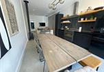 Location vacances  The Neighbourgoods Market - Stylish house in quiet neighbourhood-2