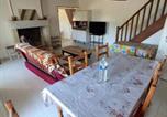 Location vacances La Castanalona - Maison conviviale avec jardin à Raslay, 80 m²-1