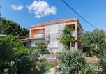 Location vacances Lumbarda - Apartments Liza-1