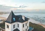 Location vacances Leiria - Surfcastle bnb and Surf School-2