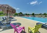 Camping avec Ambiance club Joannas - Camping Beaume Giraud-1