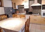 Location vacances Albiez-Montrond - Appartement chaleureux en rdc de maison, centre-village, proche commerces et pistes, gamme &quote;Confortable&quote; - Fr-1-618-4-3