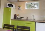 Location vacances  Ariège - Roulotte avec terrasse - 4 pers. - Api-1-52-1589-3