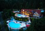 Hôtel Parc national des Glaciers - Halcyon Hot Springs Resort-1