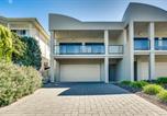Location vacances McCracken - Bluffview B&B - Luxury Oceanviews - Wi-Fi - No Linen Included-1
