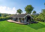Location vacances Viborg - Cozy Home In Løgstrup With Kitchen-1