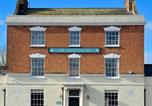 Hôtel Minchinhampton - The Lazy Goose - Coffee House & Bedrooms-1