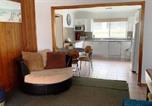 Location vacances Tea Gardens - Best Family Beach Cottage!-2
