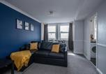 Location vacances Poole - 2 bedroom Apartment in Bournemouth town centre, 5 minutes walk to the beach, sleeps up to 6 with Free Parking-2