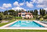 Location vacances Bibbona - 6 Bedroom Beautiful Home In Bibbona-1