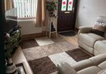 Location vacances  Gare de Mansfield - House - Sleeps 4 - Garden - on street parking-4