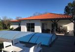 Location vacances Biscarrosse - Maison Familiale à Biscarrosse avec Piscine et Parking - Fr-1-319-617-2