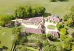 Location vacances Monhoudou - Petite maison de campagne avec piscine chauffée, tennis et nombreuses activités pour tous! - Fr-1-410-270-2