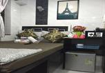 Location vacances  Lantau - Skylark Hostel-1