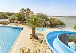 Camping avec Ambiance club Sigean - Camping La Presqu'Ile-1