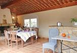 Location vacances Grans - Beautiful Home In Lancon De Provence-3
