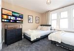 Location vacances Bournemouth - Open Mind Property - Comfy Studio Flat for Four-1