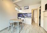 Location vacances Valras-Plage - Appartement en Rez-de-Chaussee a Deux Pas de la Plage-2