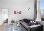 Location vacances Windsor - Modern 2br Apartment near Windsor Castle in Dedworth Road-2